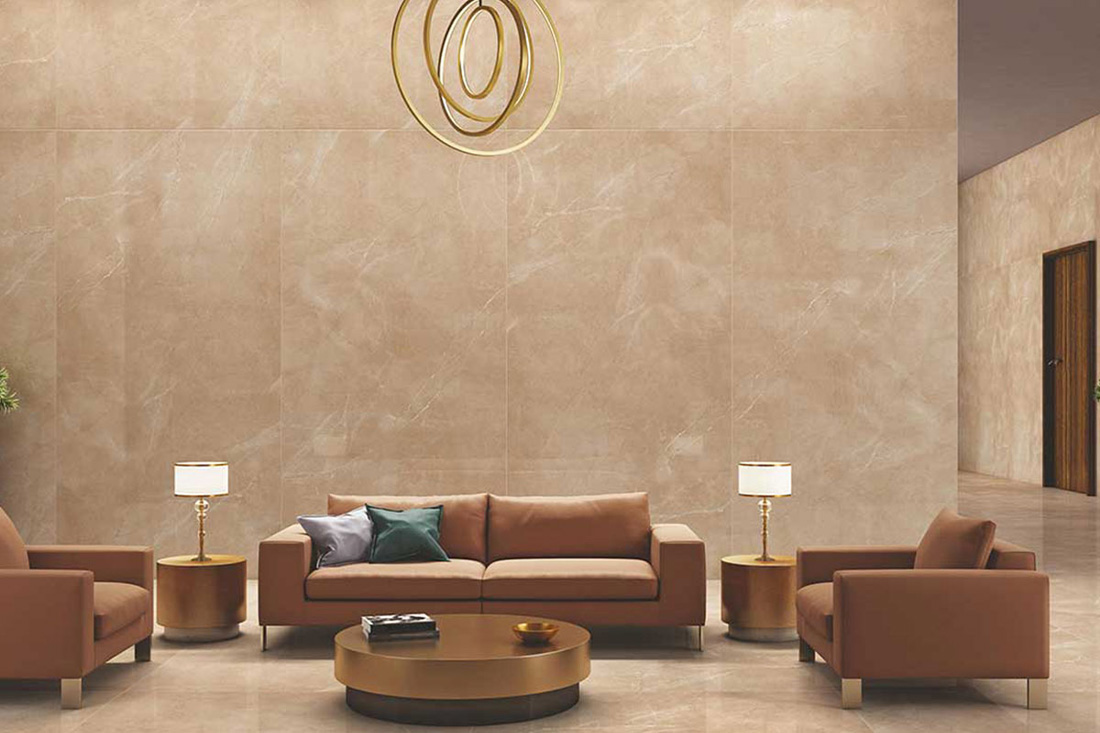 Burberry Crema - Main View